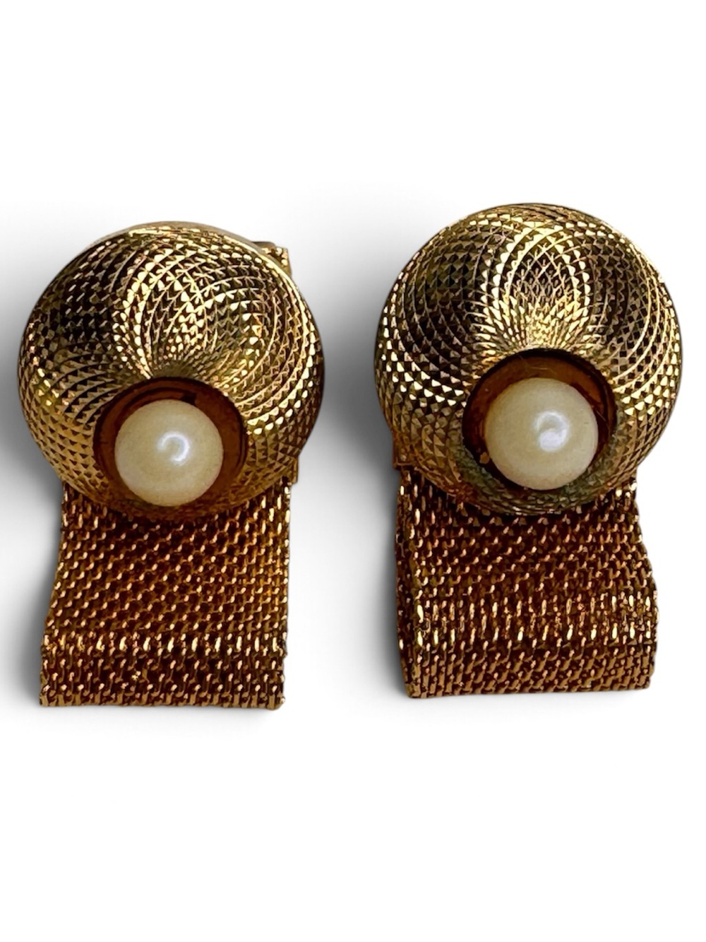Vintage Gold Mesh Pearl Center Cuff Links